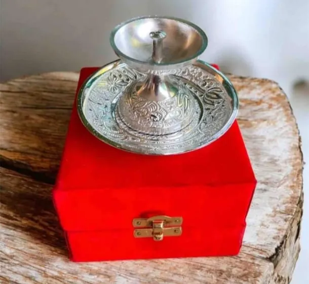 German silver akhand deepam with plate set