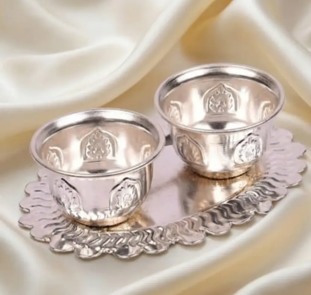 German Silver Kumkum Plate Regular - Nandi Gifts